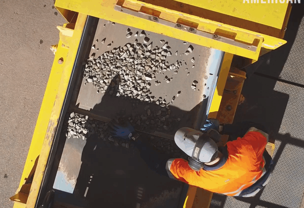 Figure 1: Storm copper mineralization being processed by a full scale Steinert ore sorter in Perth, Australia.

